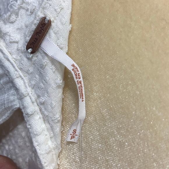 Free People Ivory Top Walking in Hueco New with tag Size Small - Picture 10 of 11